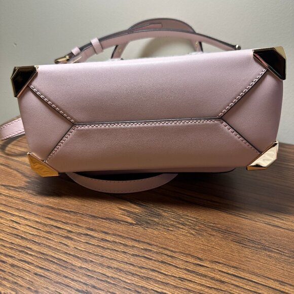 NWT New Michael Kors Manhattan Medium Leather and Logo Satchel - Picture 4 of 6